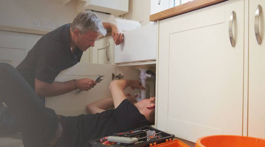Expert burst pipe repair services in Pleasant Ridge, MI